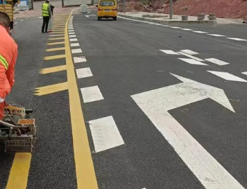 蘇州道路劃線施工,城市交通的無(wú)聲引導(dǎo)者 蘇州道路劃線施工,城市交通的無(wú)聲引導(dǎo)者